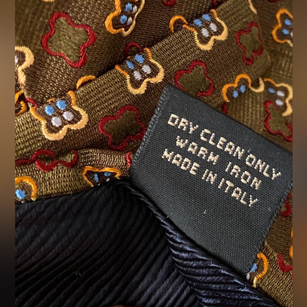 Ermenegildo Zegna Silk Tie Made in Italy pack of three - Picture 16 of 17